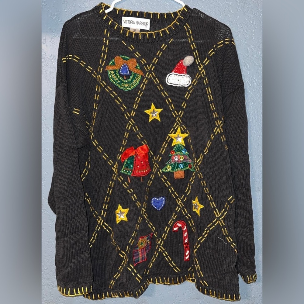 Victoria Harbour Christmas Sweater